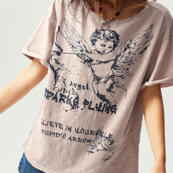 BOUTIQUE ANGEL DISTRESSED TEE - Picture 3 of 9